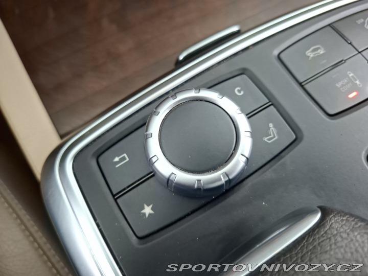 Mercedes-Benz Ostatní modely GL  500 2014