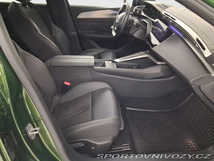 Peugeot 308 GT Hybrid 180 2023