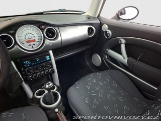 Mini One One 2005