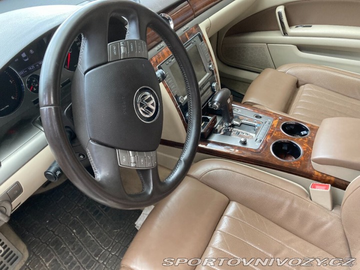 Volkswagen Ostatní modely Phaeton 3,0 Individual TDI 176K 2011