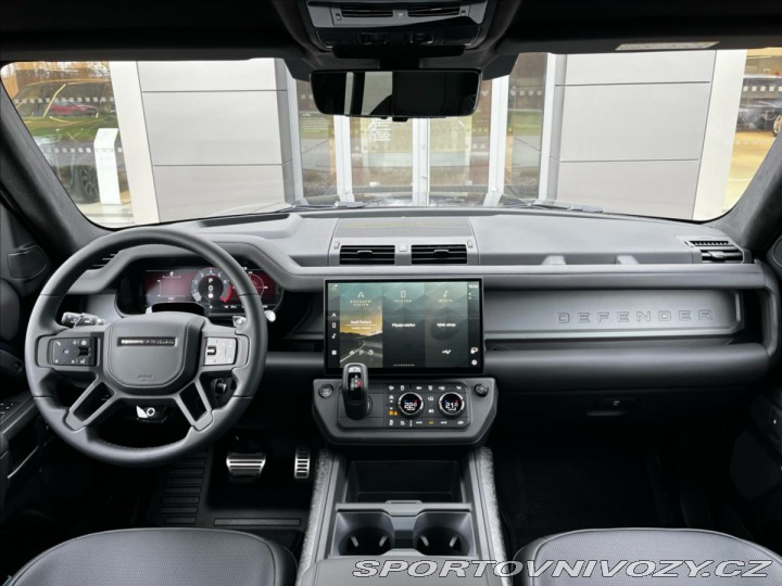 Ostatní značky Ostatní modely Land Rover Defender 4,4 110 OCTA P635 V8 AWD 2026