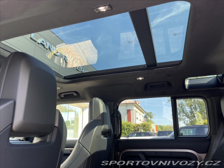 Ostatní značky Ostatní modely Land Rover Defender 4,4 110 OCTA P635 V8 AWD 2026
