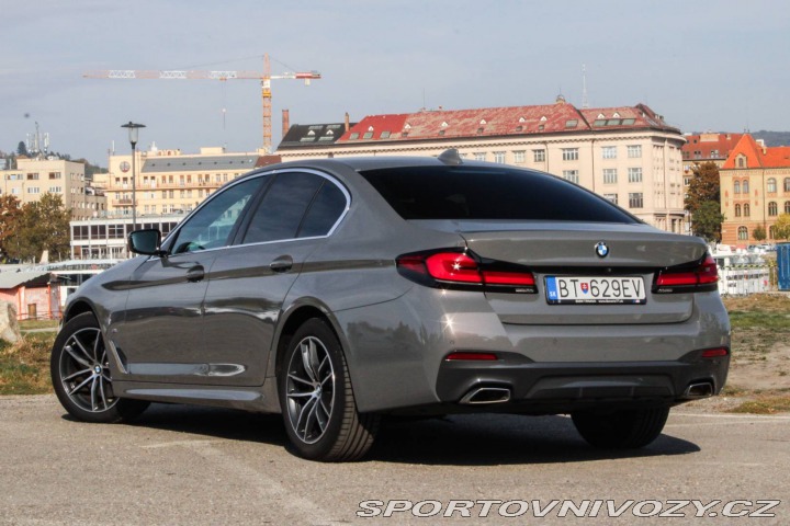 BMW 5 530d mHEV xDrive A/T, 21 2022