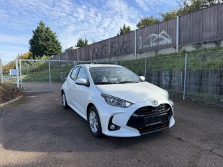 Toyota Yaris 1.5 HEV 116k Comfort Busi