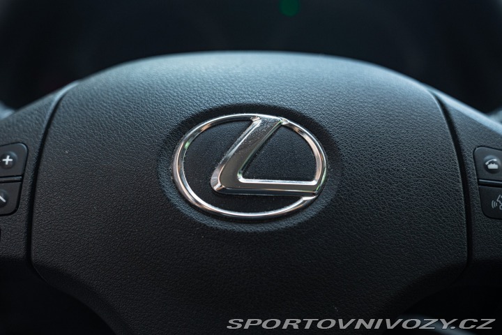 Lexus IS 220 D 2006