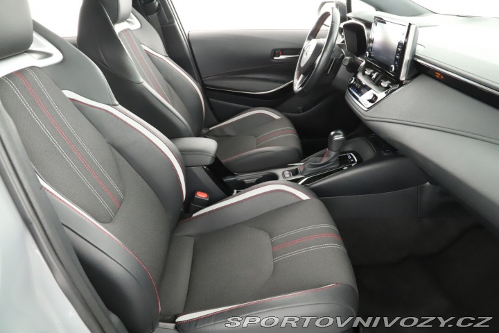 Toyota Corolla GR Sport 2.0 Hybrid 2021