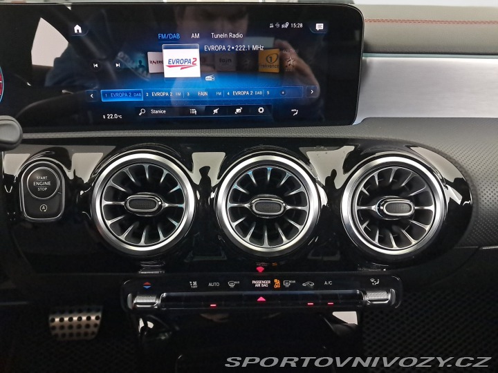 Mercedes-Benz CLA AMG Paket 200 2021