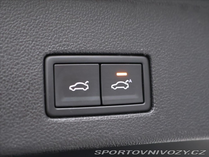 Volkswagen Ostatní modely Touareg 3,0 TSI 250 kW 4x4 CZ R-l 2019
