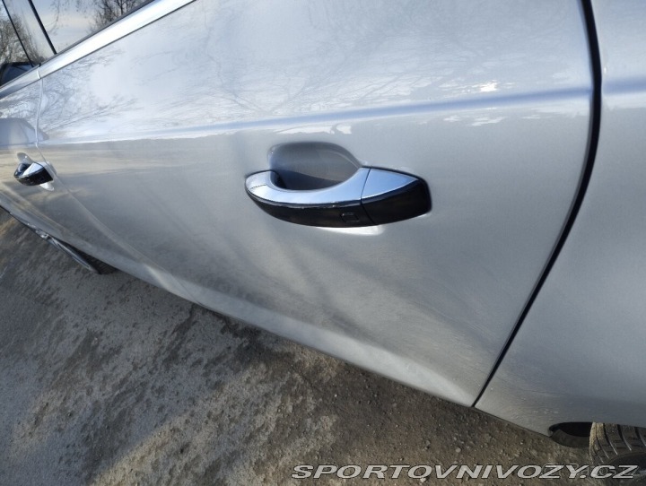 Audi A7 3,0 bitdi 230kw výbava 2012