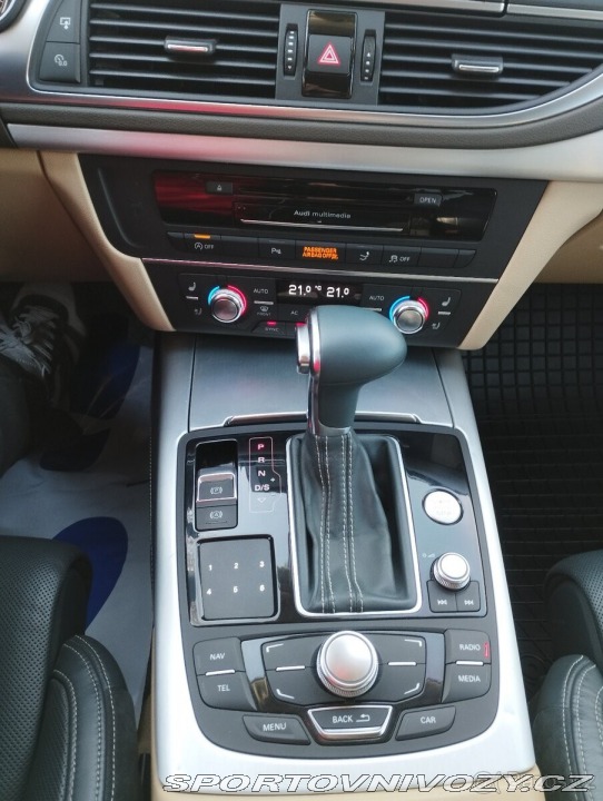 Audi A7 3,0 bitdi 230kw výbava 2012