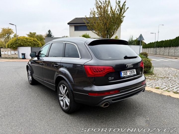 Audi Ostatní modely Q7 3,0 TDI S-LINE 180 Kw F 2013