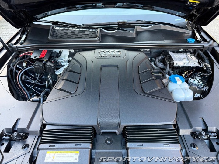 Audi Ostatní modely Q7 3,0   TFSI 245 kw 2016 7 2016