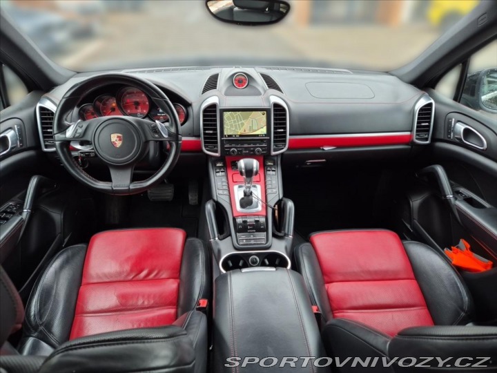 Porsche Cayenne 3,0 TDi Individual 2012