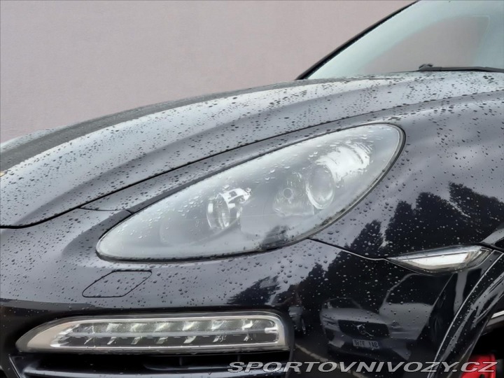 Porsche Cayenne 3,0 TDi Individual 2012