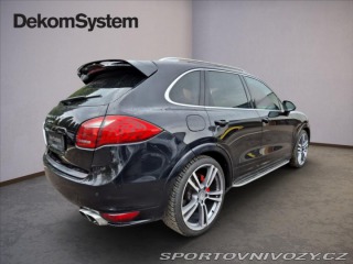 Porsche Cayenne 3,0 TDi Individual 2012