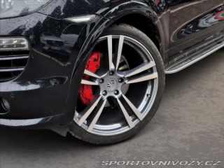 Porsche Cayenne 3,0 TDi Individual 2012