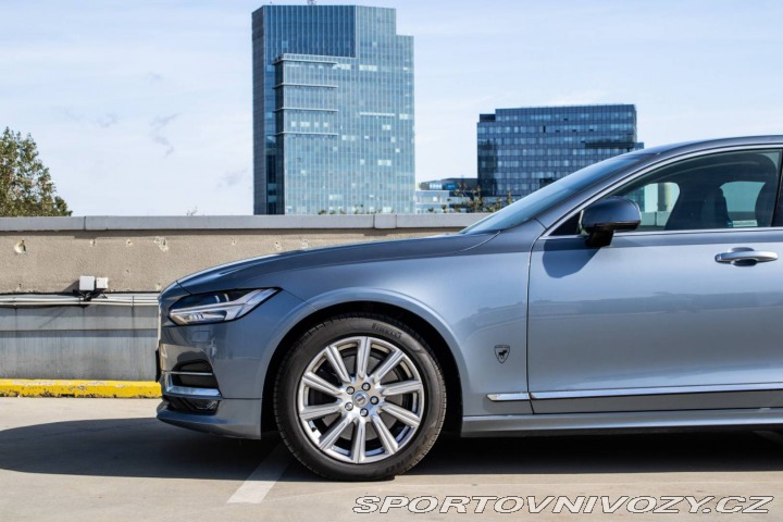 Volvo S90 D5 2.0L AWD 173kW AT/8 2 2018