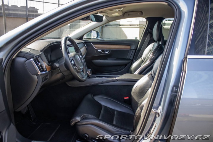Volvo S90 D5 2.0L AWD AT/8 173kW 2 2018