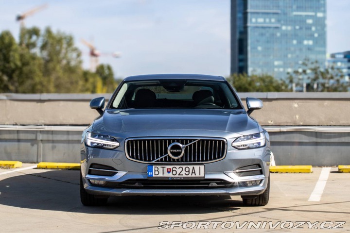 Volvo S90 D5 2.0L AWD 173kW AT/8 2 2018