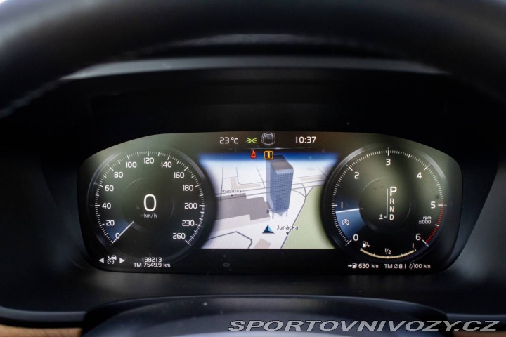 Volvo S90 D5 2.0L AWD 173kW AT/8 2 2018
