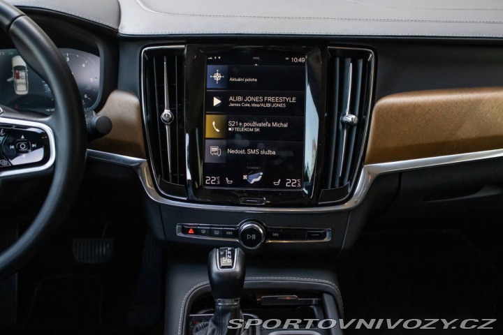 Volvo S90 D5 2.0L AWD AT/8 173kW 2 2018