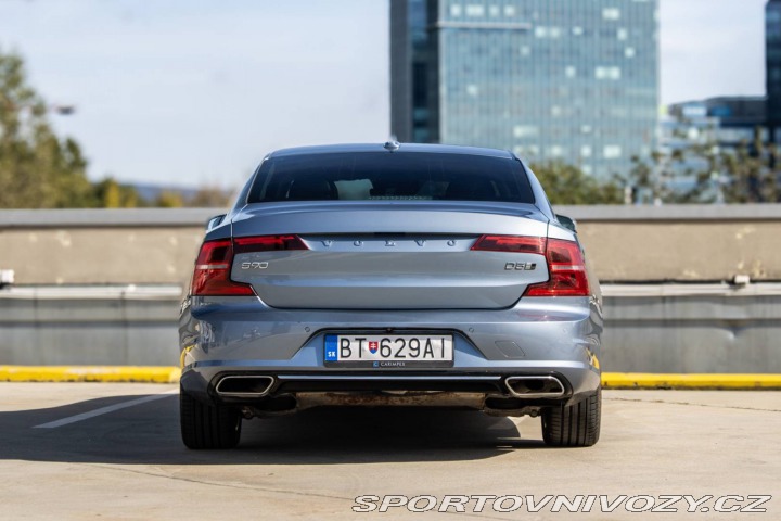 Volvo S90 D5 2.0L AWD 173kW AT/8 2 2018