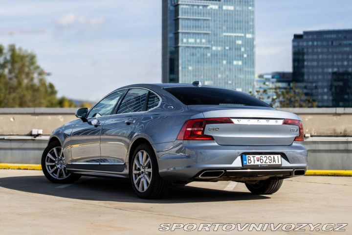 Volvo S90 D5 2.0L AWD 173kW AT/8 2 2018