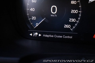 Volvo S90 D5 2.0L AWD 173kW AT/8 2 2018