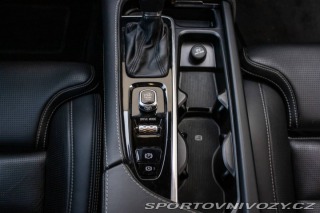 Volvo S90 D5 2.0L AWD 173kW AT/8 2 2018