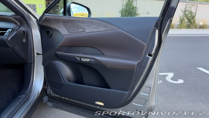 Lexus Ostatní modely RX 450h plus 450H+ 2,5 PHEV LUXURY TAŽ 2024