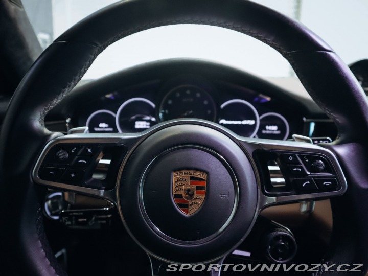 Porsche Panamera GTS Sport Turismo 338 kW 2020