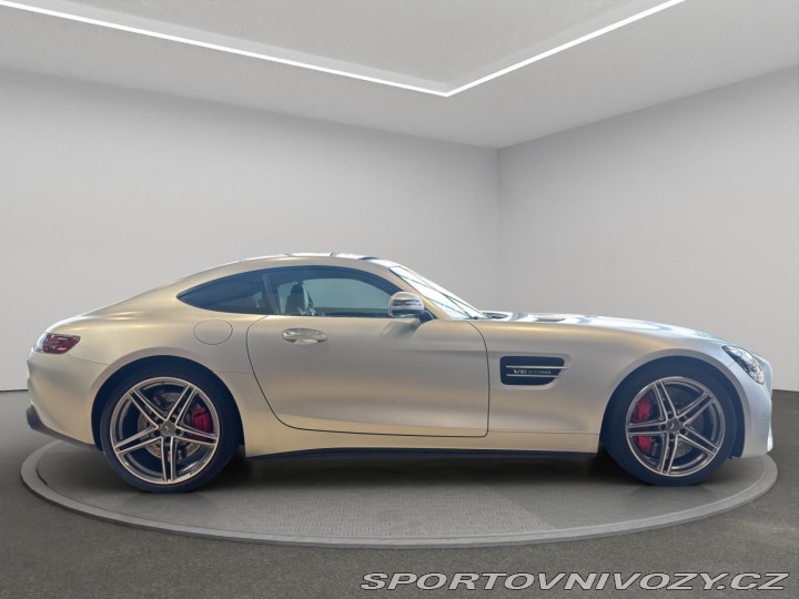 Mercedes-Benz AMG GT Mercedes S 2019
