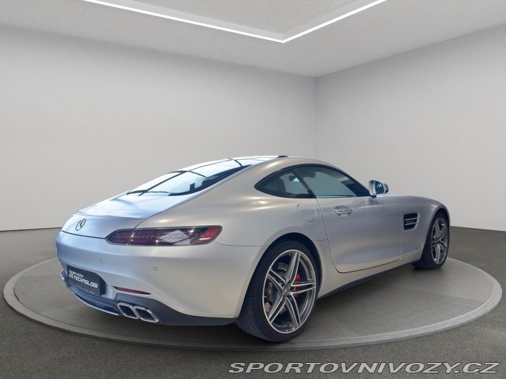 Mercedes-Benz AMG GT Mercedes S 2019