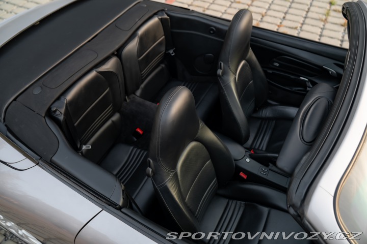Porsche 911 Carrera 4 2002