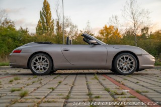 Porsche 911 Carrera 4 2002