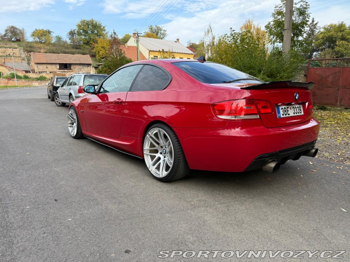 BMW 3 325i 2007