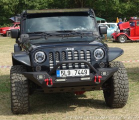   Jeep Wrangler Unlimited R