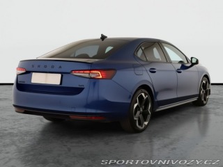 Škoda Superb Sportline 2.0 TSI 2025