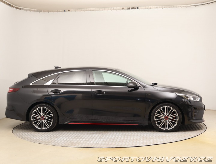 Kia ProCeed GT 1.6 T-GDI 2021