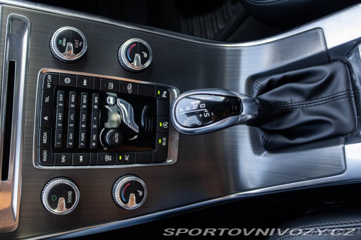 Volvo Ostatní modely XC60 T6 Drive-E Geartronic AW 2016