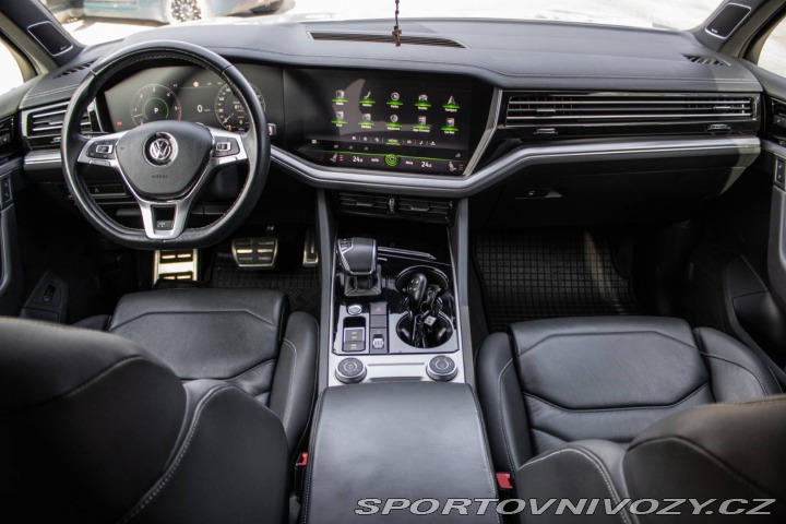 Volkswagen Ostatní modely Touareg  3.0 V6 TDI SCR R-Line 21 2018
