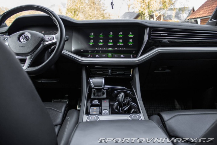 Volkswagen Ostatní modely Touareg  3.0 V6 TDI SCR R-Line 21 2018