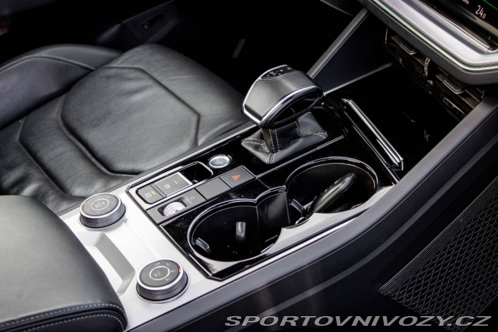 Volkswagen Ostatní modely Touareg  3.0 V6 TDI SCR R-Line 21 2018