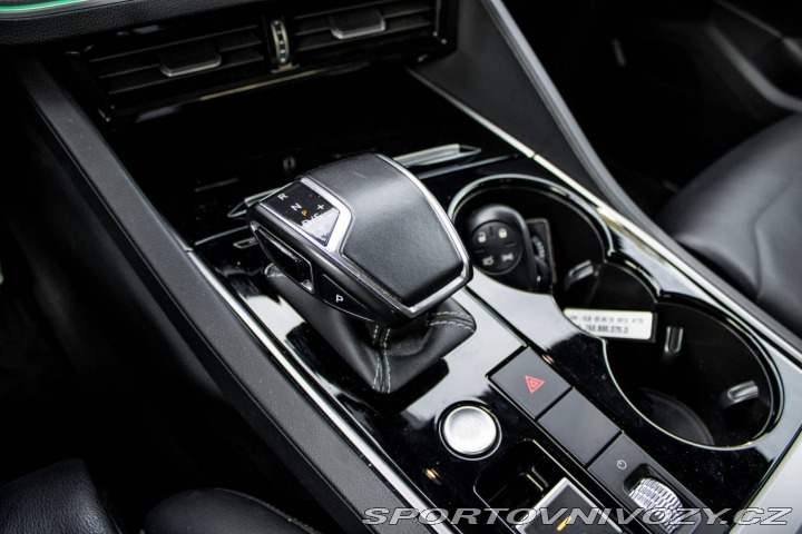 Volkswagen Ostatní modely Touareg  3.0 V6 TDI SCR R-Line 21 2018