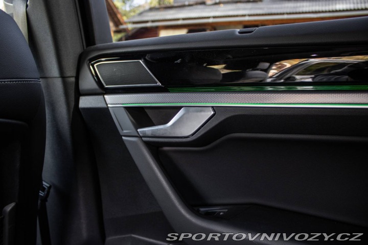 Volkswagen Ostatní modely Touareg  3.0 V6 TDI SCR R-Line 21 2018