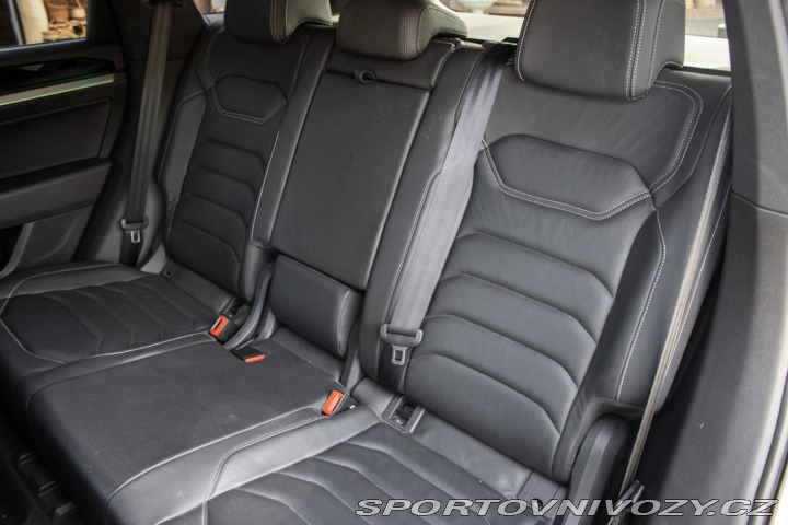 Volkswagen Ostatní modely Touareg  3.0 V6 TDI SCR R-Line 21 2018