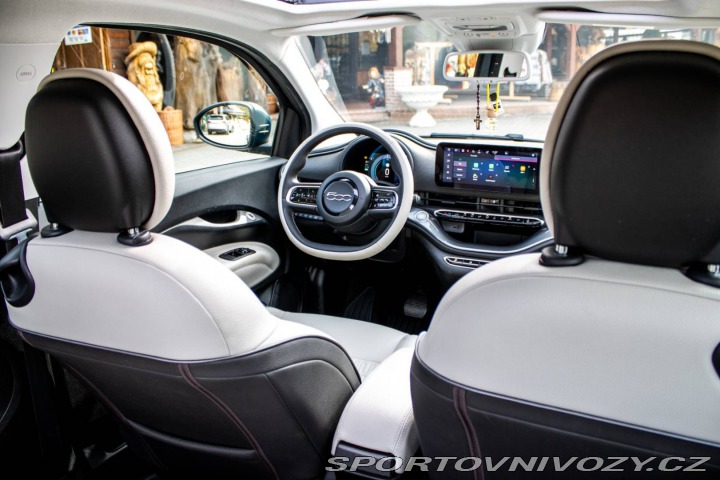Fiat 500 500e  la Prima 87kW 2022 2022