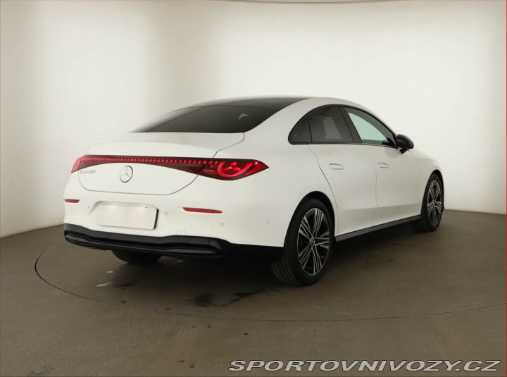 Mercedes-Benz CLA 180, AMG, KEYLESS, KAMERA 2026