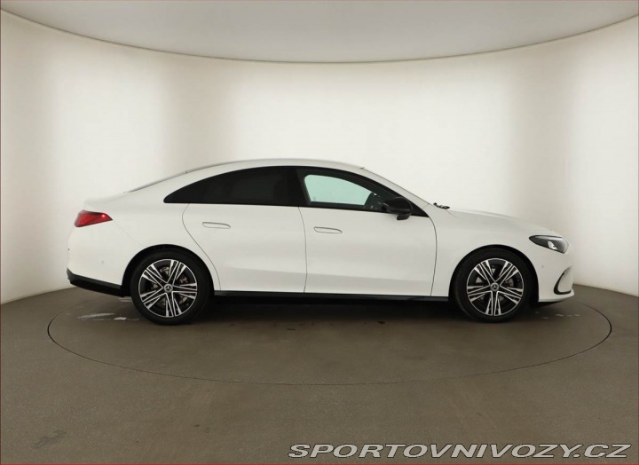 Mercedes-Benz CLA 180, AMG, KEYLESS, KAMERA 2026