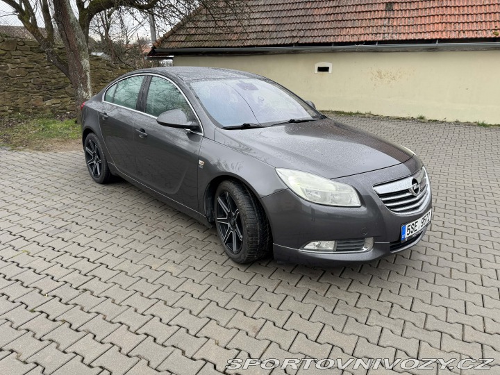 Opel Insignia OPC line 4x4 V6 2.8T 2009